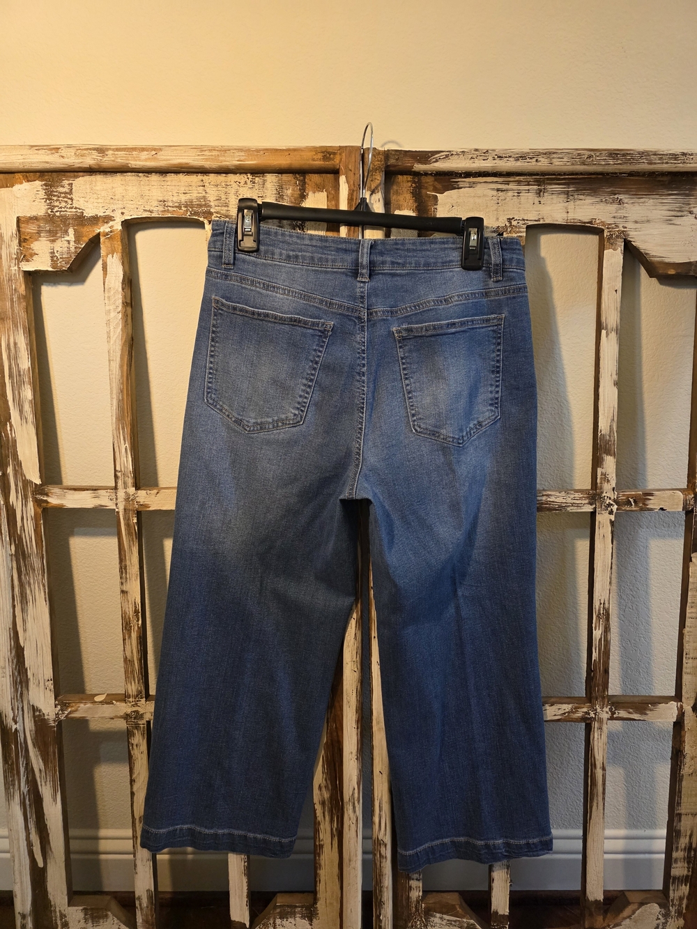 D.Jeans Women's Blue Cropped Straight Leg Jeans - Picture 2 of 4